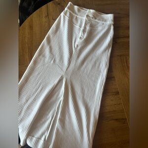 Free People White Ribbed Skirt ♥️